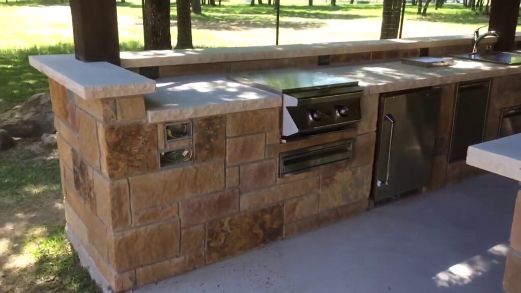 How to design an outdoor kitchen